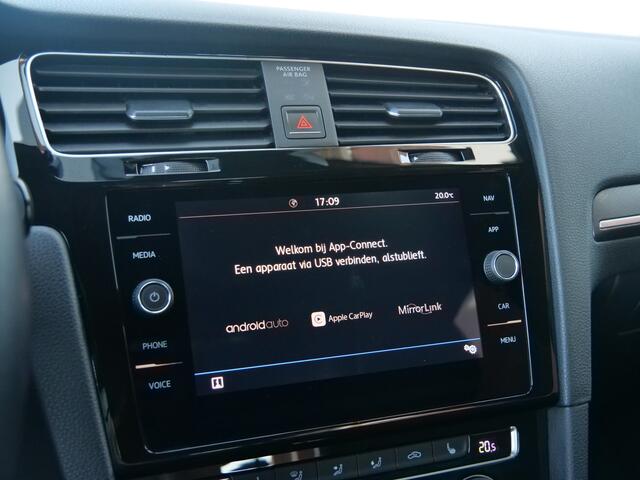 Volkswagen GOLF 1.4 TSI 205pk PHEV GTE Automaat Navigatie / Adaptive cruise / Apple Carplay / Dodehoek