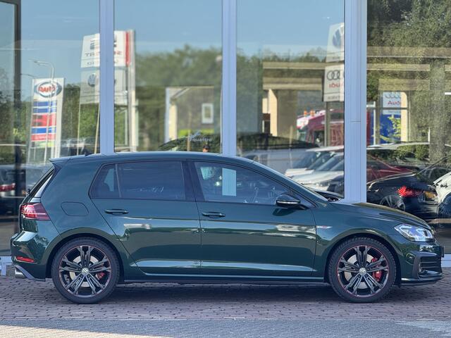 Volkswagen GOLF 2.0 TSI GTI Performance Bright GREEN