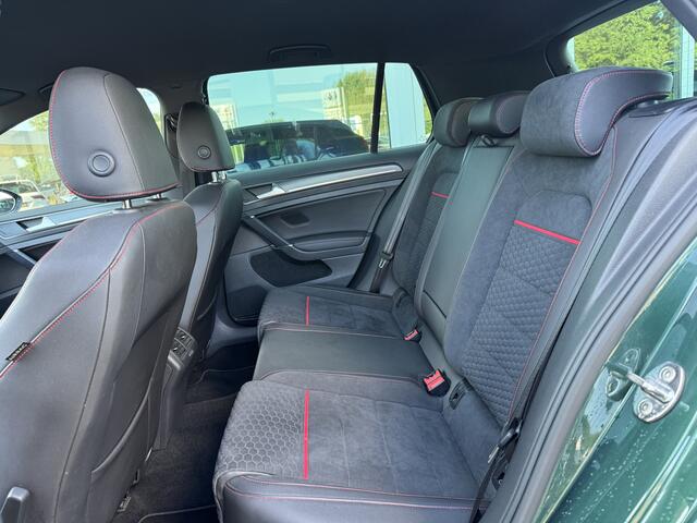 Volkswagen GOLF 2.0 TSI GTI Performance Bright GREEN