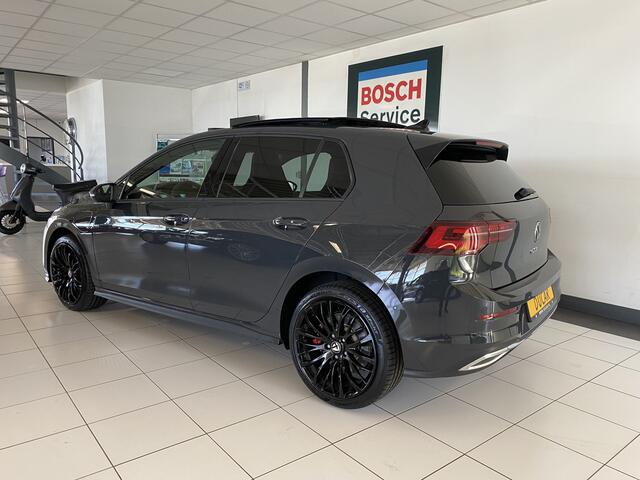 Volkswagen GOLF 1.4 eHybrid GTE | Panodak | IQ- Light |Head-up Display / dodehoek | Stoelverwarming / carplay
