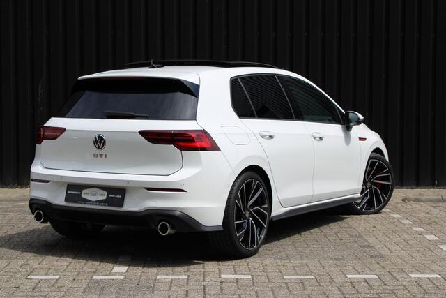 Volkswagen GOLF 2.0 TSI GTI PANO HARMAN KARDON IQLIGHT SFEER