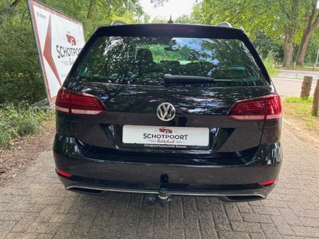 Volkswagen GOLF 1.5 TSI **19inch//DAB//CArplay//PAno dak**