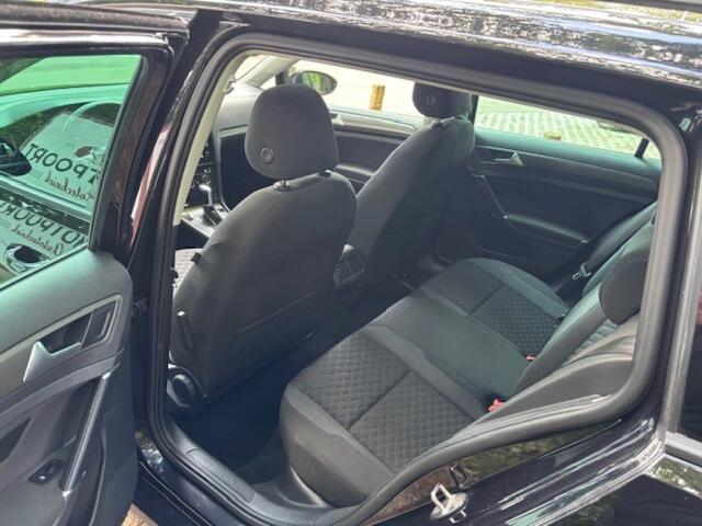 Volkswagen GOLF 1.5 TSI **19inch//DAB//CArplay//PAno dak**
