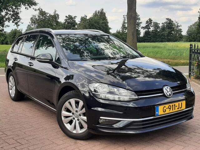 Volkswagen GOLF 1.0 TSi 115pk Airco Navigatie Bluetooth App-Connect Adaptieve Cruise-control Trekhaak