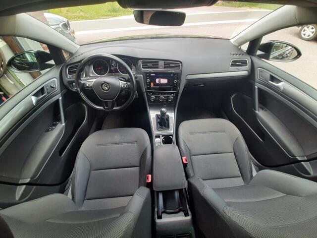 Volkswagen GOLF 1.0 TSi 115pk Airco Navigatie Bluetooth App-Connect Adaptieve Cruise-control Trekhaak