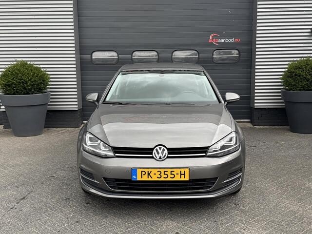 Volkswagen GOLF 1.2 TSI Connected Series | Navigatie | Carplay | Cruise Control | Lichtmetalen Velgen |