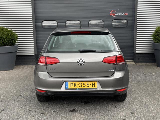 Volkswagen GOLF 1.2 TSI Connected Series | Navigatie | Carplay | Cruise Control | Lichtmetalen Velgen |