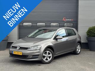 volkswagen-golf-1.2-tsi-connected-s