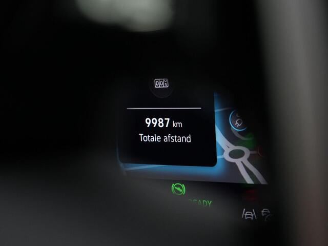 Volkswagen GOLF 1.5 eTSI 150 pk DSG Style Edition 50 | Panoramadak | Geheugen-/massagestoelen | IQ Light | Head-up display