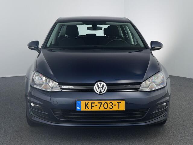 Volkswagen GOLF 1.0 TSI Connected Series | Camera | Carplay | Trekhaak |