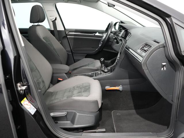 Volkswagen GOLF Variant 1.5 TSI Highline | Dynaudio | Pano | Massage | Trekhaak |