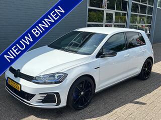 volkswagen-golf-1.4-tsi-phev-gte