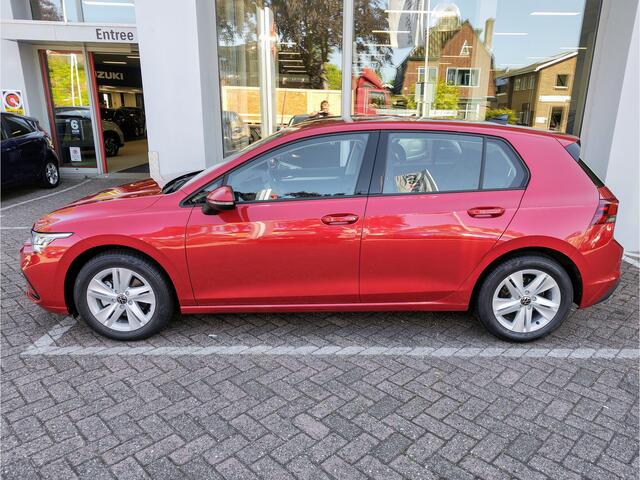Volkswagen GOLF 1.0 eTSI LIFE AUTOMAAT Virtual Cockpit | Clima | Carplay/Android