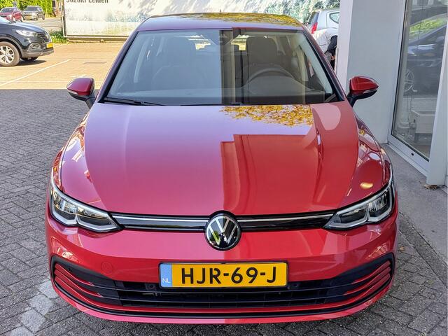 Volkswagen GOLF 1.0 eTSI LIFE AUTOMAAT Virtual Cockpit | Clima | Carplay/Android