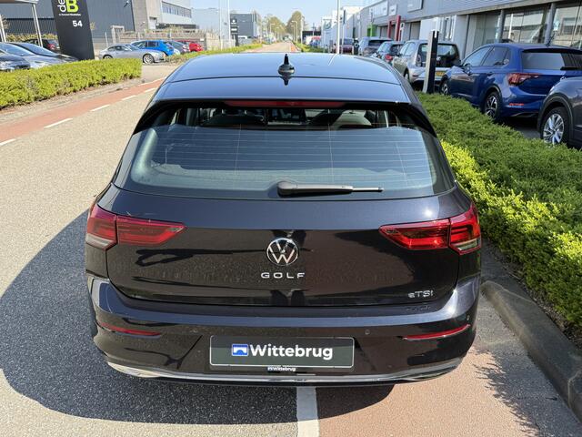 Volkswagen GOLF 1.5 eTSI 150pk DSG Style / Memory Stoel / Alacantara / Navi / Stuur en Stoelverwarming / LED Plus / 17" LMV / Adaptive Cruise Control / Sfeerverlichting