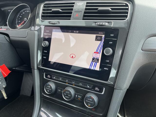 Volkswagen GOLF Variant 1.6 TDI Comfortline ADAPT CRUISE MASSAGE STOEL LED NAVI ECC