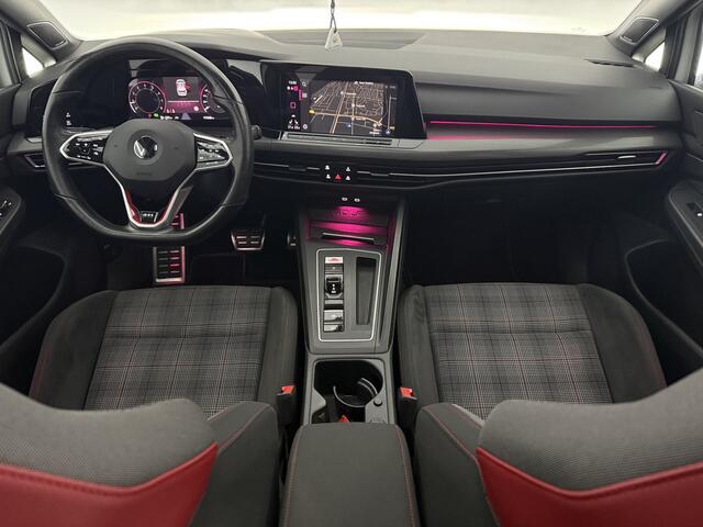 Volkswagen GOLF 2.0 TSI GTI 245PK Pano | Harman-Kardon Audio | IQ | Sfeer LED Carplay Camera Head-up Virtual Clima Cruise Navi PDC 18''LMV