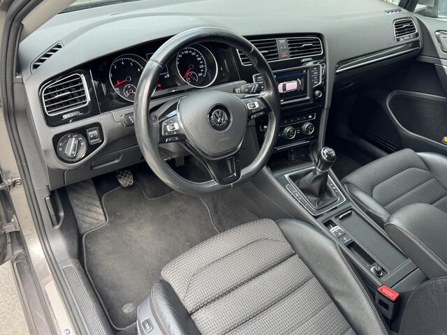 Volkswagen GOLF Variant 1.4 TSI 125pk H6 Connected Series Navigatie Massagestoel Camera Climate Control Trekhaak