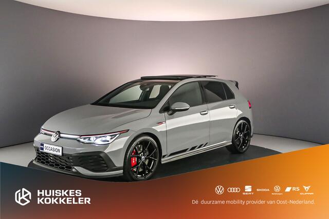 Volkswagen GOLF GTI Clubsport "Wordt verwacht" 2.0 TSI 300pk DSG Automaat Panoramadak, LED matrix koplampen, Navigatie, Adaptive cruise control, Stuurwiel verwarmd, Parkeersensoren, Stoelverwarming, 19 inch velgen, App connect