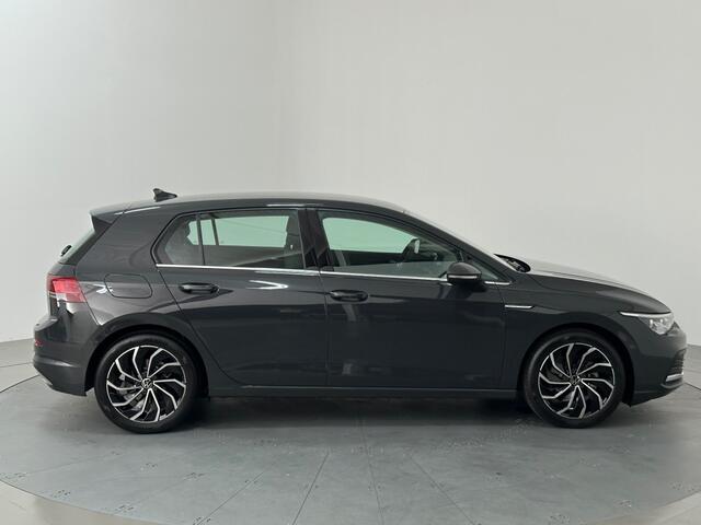 Volkswagen GOLF 1.5 TSI STYLE URANO GREY METALLIC