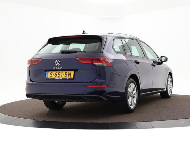 Volkswagen GOLF Variant 1.0 Tsi 110pk Life · Camera · Apple/Android Car Play · Navi · P-Sensoren · 16'' Inch · Garantie t/m 20-01-2027 of 100.000km