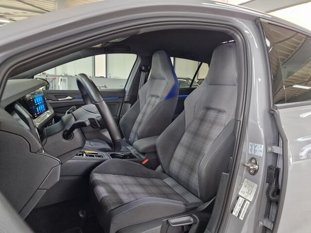 Volkswagen GOLF 1.4 eHybrid GTE 245pk | IQ. light | Stoel- & Stuurverwarming | ACC