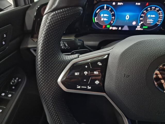 Volkswagen GOLF 1.4 eHybrid GTE 245pk | IQ. light | Stoel- & Stuurverwarming | ACC