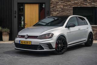 volkswagen-golf-2.0-tsi-gti-clubspo