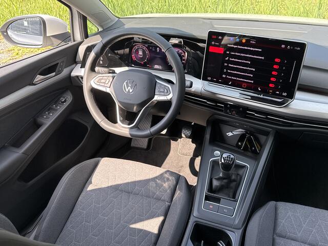 Volkswagen GOLF NEW 1.5 TSI LIFE PDC/CARPLAY/FABRIEKSGARANTIE