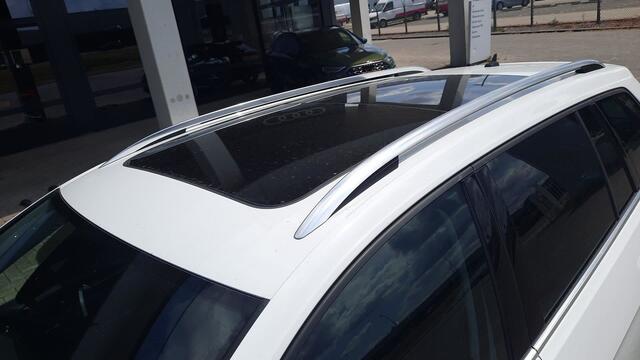 Volkswagen GOLF Variant 1.5 TSI Highline | Navi | Panoramadak | Trekhaak | VERWACHT