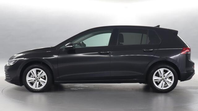 Volkswagen GOLF 1.0 eTSI Life 110pk Business / Navigatie / Camera / Stoel/Stuurverwarming