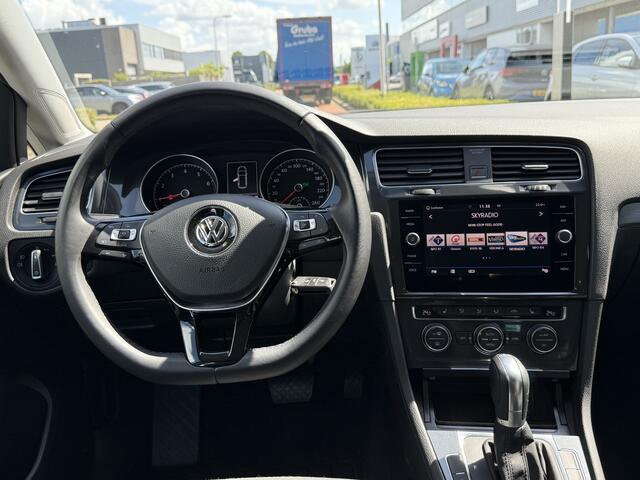 Volkswagen GOLF Variant 1.0 TSI Comfortline Business / NAVI / APP.Connect / 17"LMV / Verwarmde stoelen