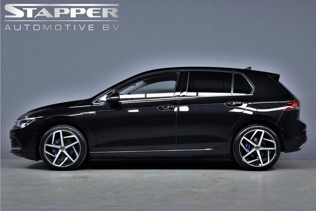 Volkswagen GOLF 1.5 eTSI 150pk Style Automaat Pano/Carplay/Alcantara/Keyless/Massage/Navi/Led/Pdc/Lmv18''