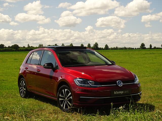Volkswagen GOLF 1.5 TSI ACT IQ-Drive | Schuifdak | Nav | Trekhk | PDC rondom | ACC | Lane | St.Verw
