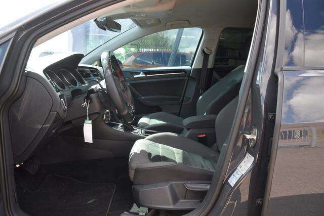 Volkswagen GOLF Variant 1.5 TSI Highline GTI uitgevoerd GTI uitgevoerd l Sportuitlaat + klep l Carbon stuur l Carplay l Clima l Stoelverw.