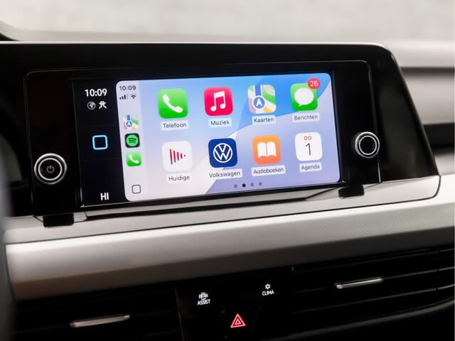 Volkswagen GOLF Variant 1.0 TSI Sport (APPLE CARPLAY, GROOT NAVI, ADAPTIVE CRUISE, TREKHAAK ELEKTRISCH, GETINT GLAS, LM VELGEN, KEYLESS START, SPORTSTOELEN, DAB+, LED KOPLAMPEN, NIEUWE APK, NIEUWSTAAT)