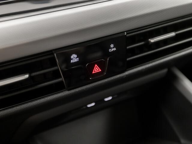 Volkswagen GOLF Variant 1.0 TSI Sport (APPLE CARPLAY, GROOT NAVI, ADAPTIVE CRUISE, TREKHAAK ELEKTRISCH, GETINT GLAS, LM VELGEN, KEYLESS START, SPORTSTOELEN, DAB+, LED KOPLAMPEN, NIEUWE APK, NIEUWSTAAT)
