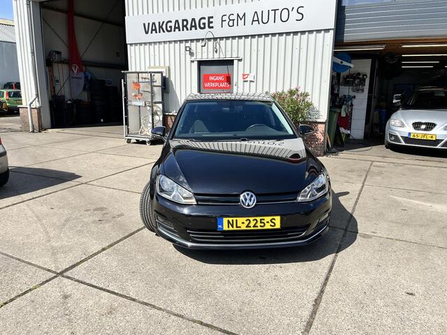 Volkswagen GOLF 1.0 TSI Edition