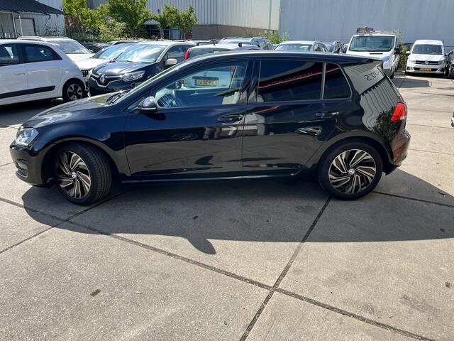 Volkswagen GOLF 1.0 TSI Edition