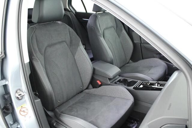 Volkswagen GOLF 1.5 204pk eHybrid Style Edition Camera Memory Keyless Matrix Led Virtual Cockpit Navigatie