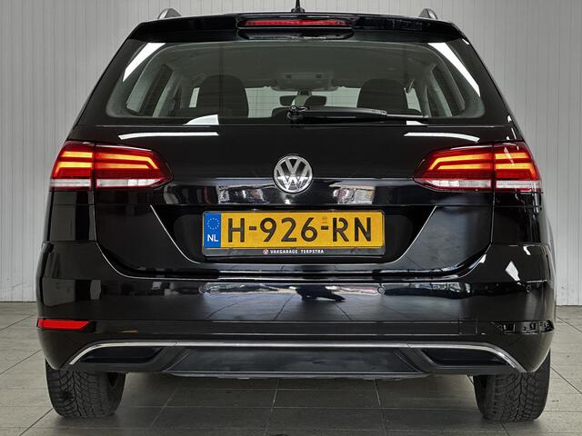 Volkswagen GOLF Variant 1.0 TSI Comfortline/ Facelift/ DAB+/ Apple + Android/ 16'' LMV/ Navi/ Clima/ Adaptive Cruise/ Bluetooth/ Armsteun/ Multi. LEDER. Stuur/ Mistl./ PDC V+A/ LED Dagrijverl.