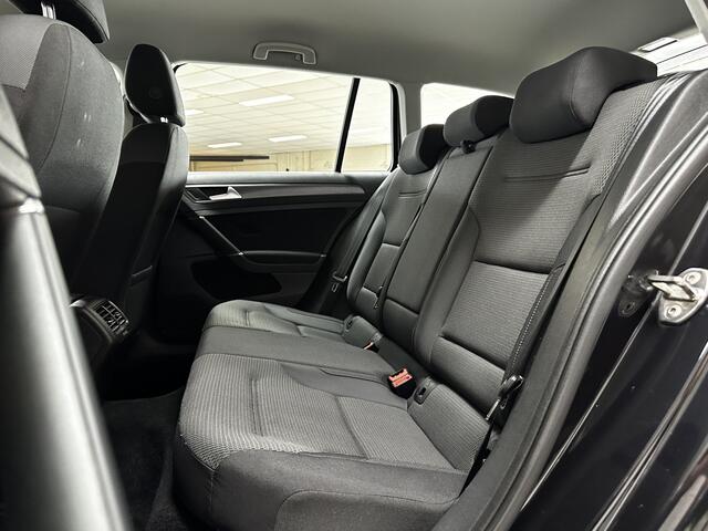 Volkswagen GOLF Variant 1.0 TSI Comfortline/ Facelift/ DAB+/ Apple + Android/ 16'' LMV/ Navi/ Clima/ Adaptive Cruise/ Bluetooth/ Armsteun/ Multi. LEDER. Stuur/ Mistl./ PDC V+A/ LED Dagrijverl.