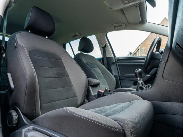 Volkswagen GOLF 1.0 TSI Highline Business R-Line ORG NL CAMERA LED 19 INCH VIRTUAL DASH