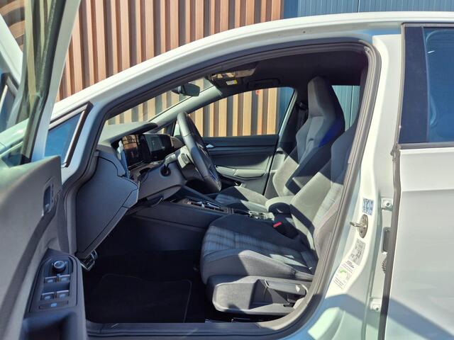 Volkswagen GOLF 1.4 eHybrid GTE 245pk | LED | BTW | Stuur- Stoelverw. | Carplay
