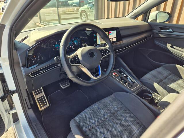 Volkswagen GOLF 1.4 eHybrid GTE 245pk | LED | BTW | Stuur- Stoelverw. | Carplay