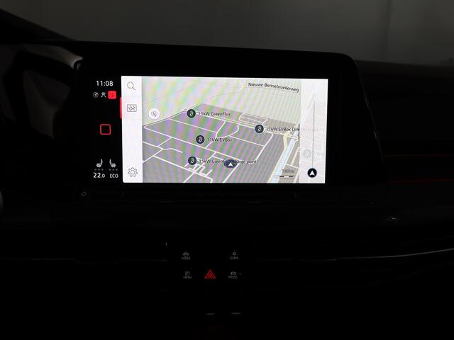 Volkswagen GOLF 1.4 eHybrid GTE 245 pk Automaat (DSG) | Verlengde garantie | Navigatie | Parkeersensoren | Achteruitrijcamera | Matrix LED koplampen | Adaptieve cruise control |