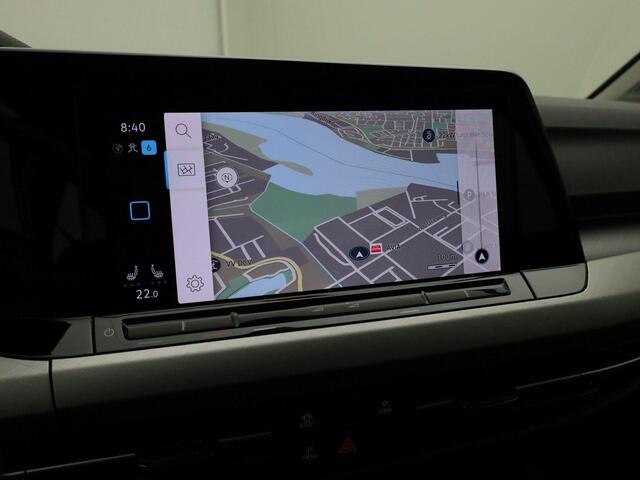 Volkswagen GOLF Variant 1.0TSI/110PK Life · Navigatie · Trekhaak · Parkeersensensoren