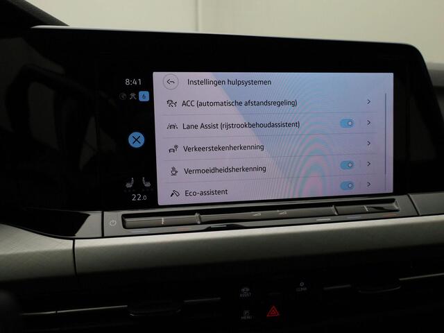Volkswagen GOLF Variant 1.0TSI/110PK Life · Navigatie · Trekhaak · Parkeersensensoren