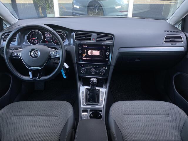 Volkswagen GOLF Variant 1.0 111PK TSI Comfortline Navi, Trekhaak, LED, Rijklaar met beurt & garantie!