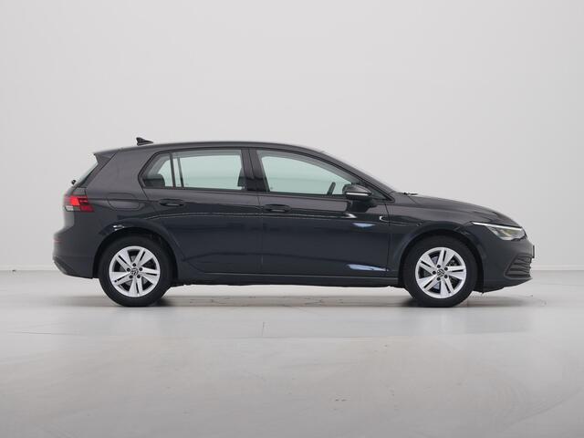 Volkswagen GOLF 1.0 eTSI 110pk DSG Life Business Navigatie Stoelverwarming Acc Pdc 259